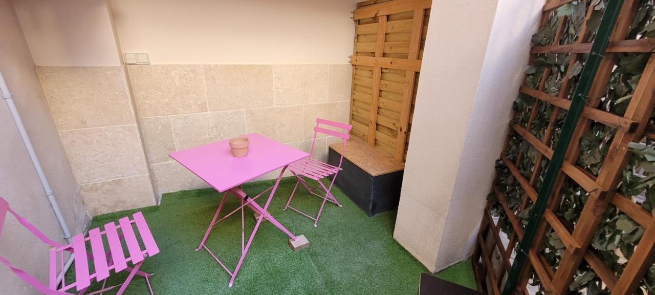 Charming Studio In The Heart Of 亞維農 外观 照片